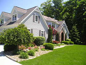 Landscapers and Lawncare Services in Columbus, MS